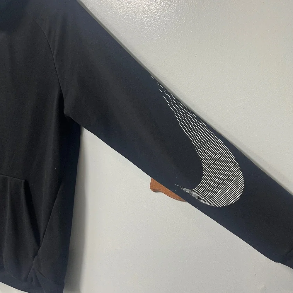 Nike‎ Dri-FIT Mens Training Hoodie Black Graphic Sleeve Swoosh AJ4434-010 Size M
